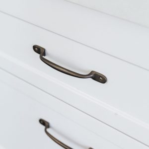 Traditional cabinet pull handle