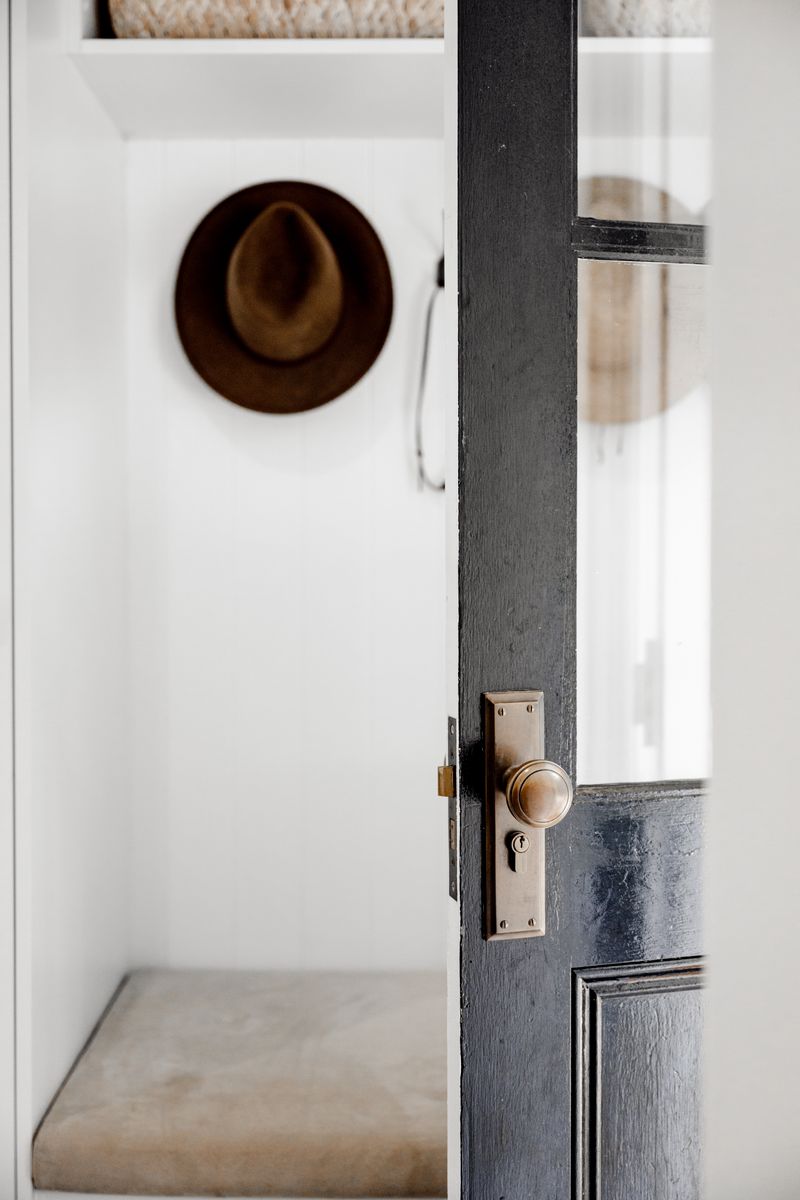 Milton Door Knob on Long Backplate - Image 2