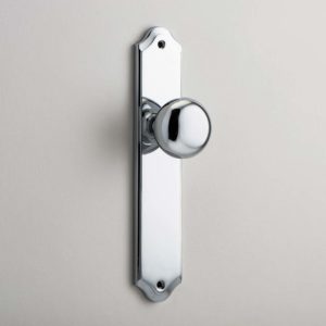 Cambridge Door Knob on Shouldered Backplate