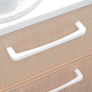 B682 Handle