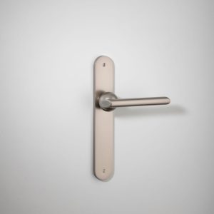 Futurismo Door Lever on Oval Backplate Sans Arc