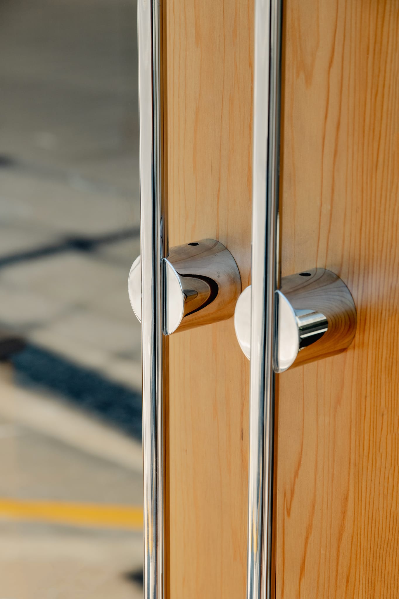 Associati Pull Handle Sans Arc - Image 4