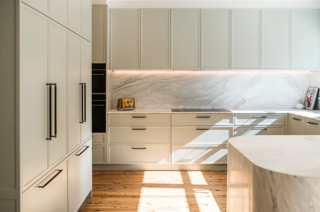New Yorker Appliance Pull - Image 3