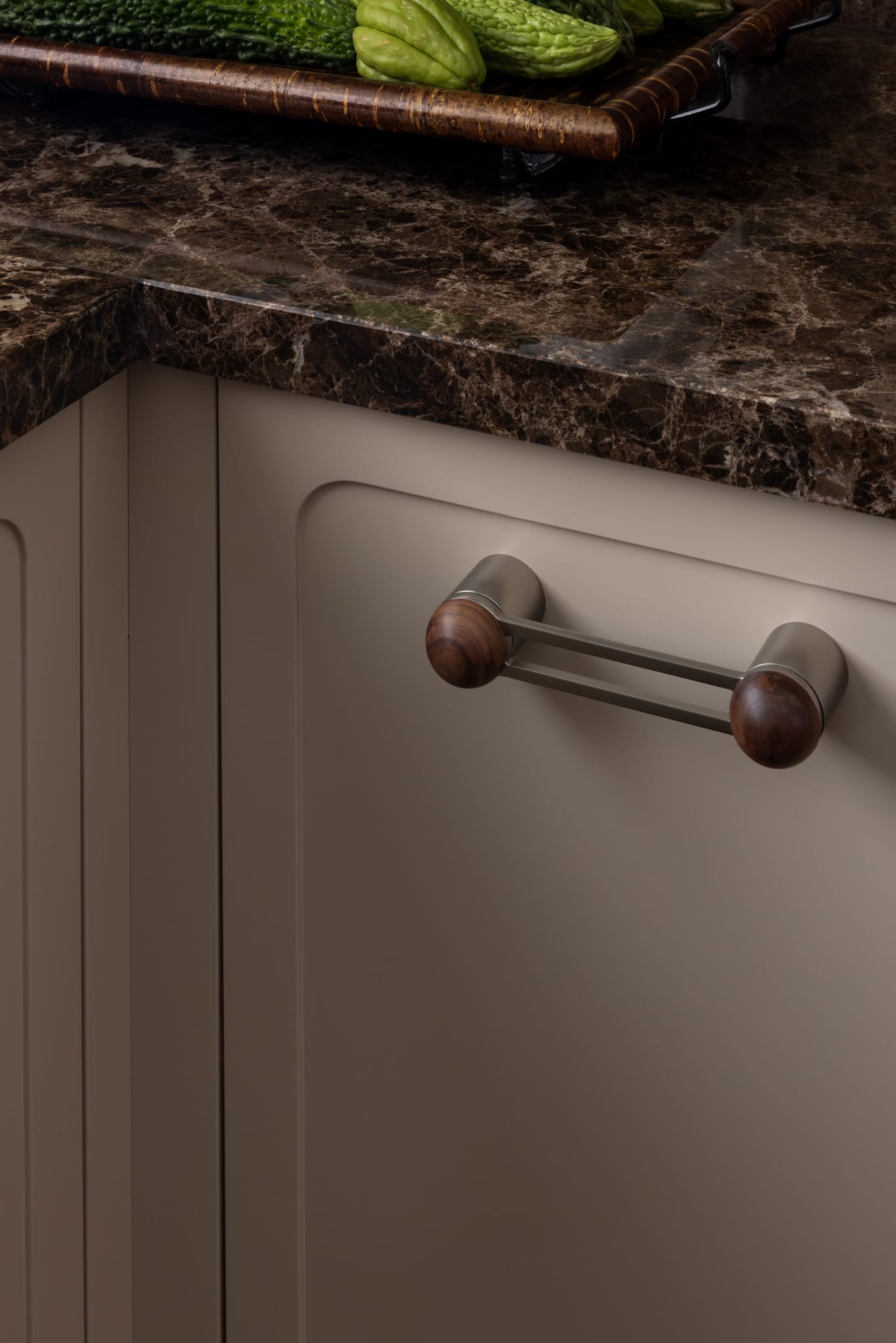 H04 Pull Handle Short Hemispheres - Image 2