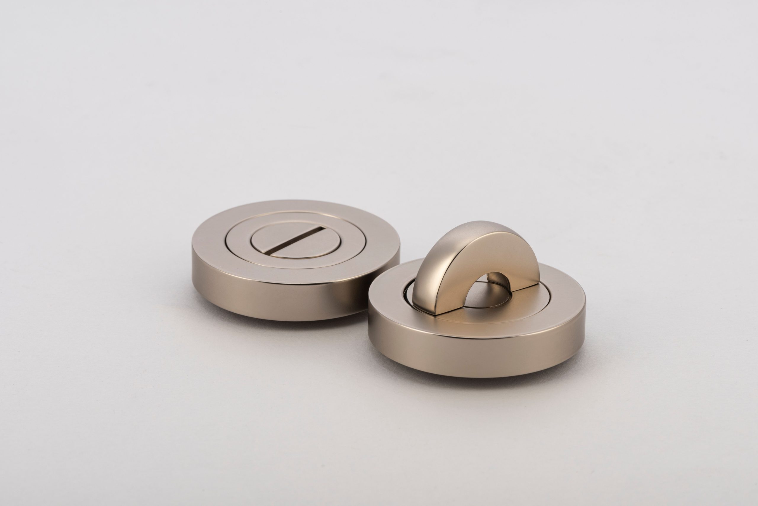 H08 Round Privacy Turn Hemispheres