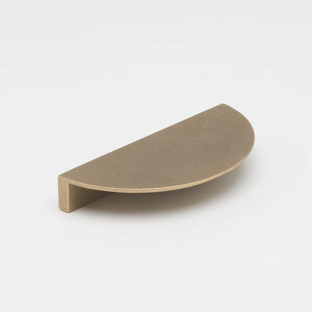 Luna Pull Tumbled Brass - Image 3