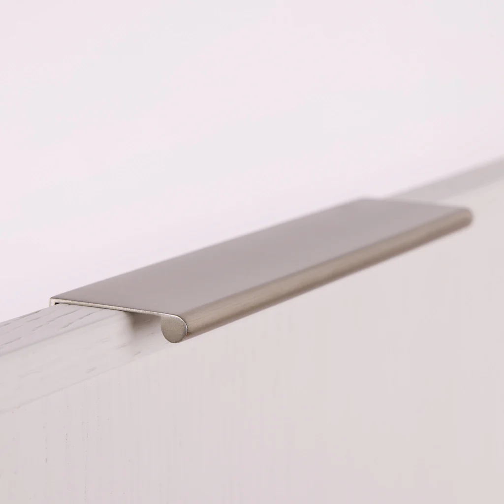 HH x Ren Lip Pull - Image 5