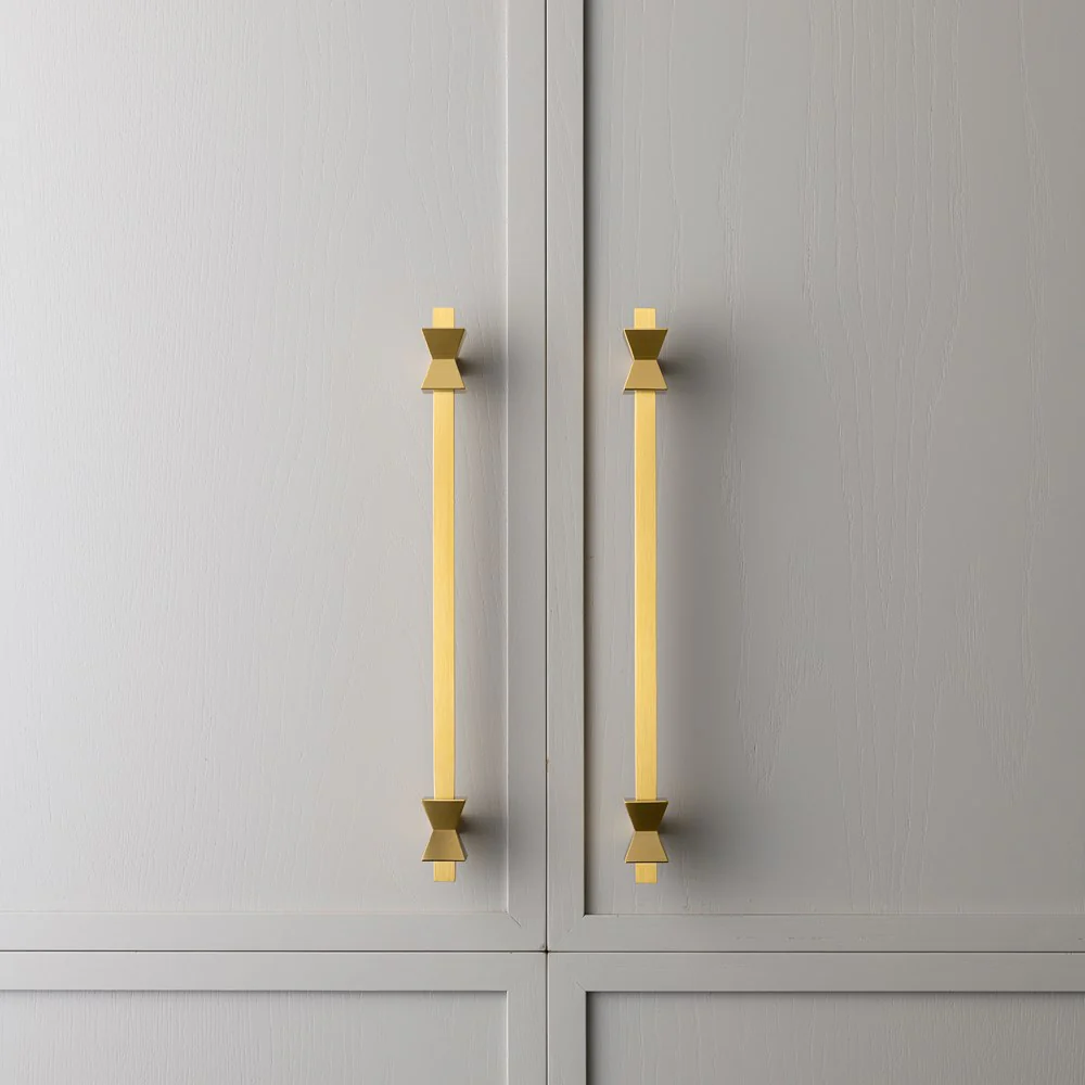 Forma Appliance Pull Brass - Image 2